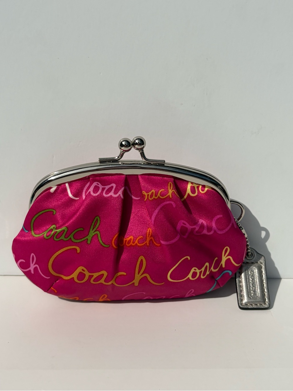 RARE Vintage Coach Poppy Signature Script Kisslock Coin Purse Pink Satin Y2K Bag